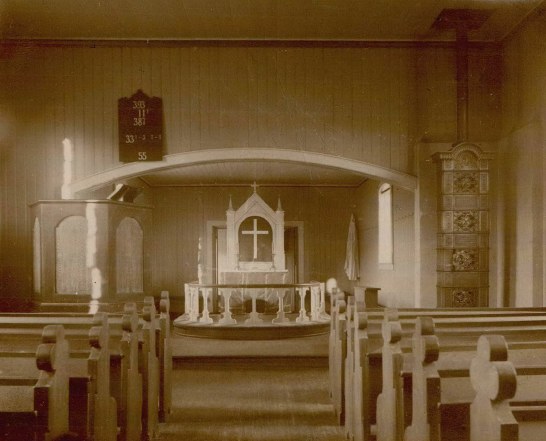 Helgen Kirke interir ca 1900.